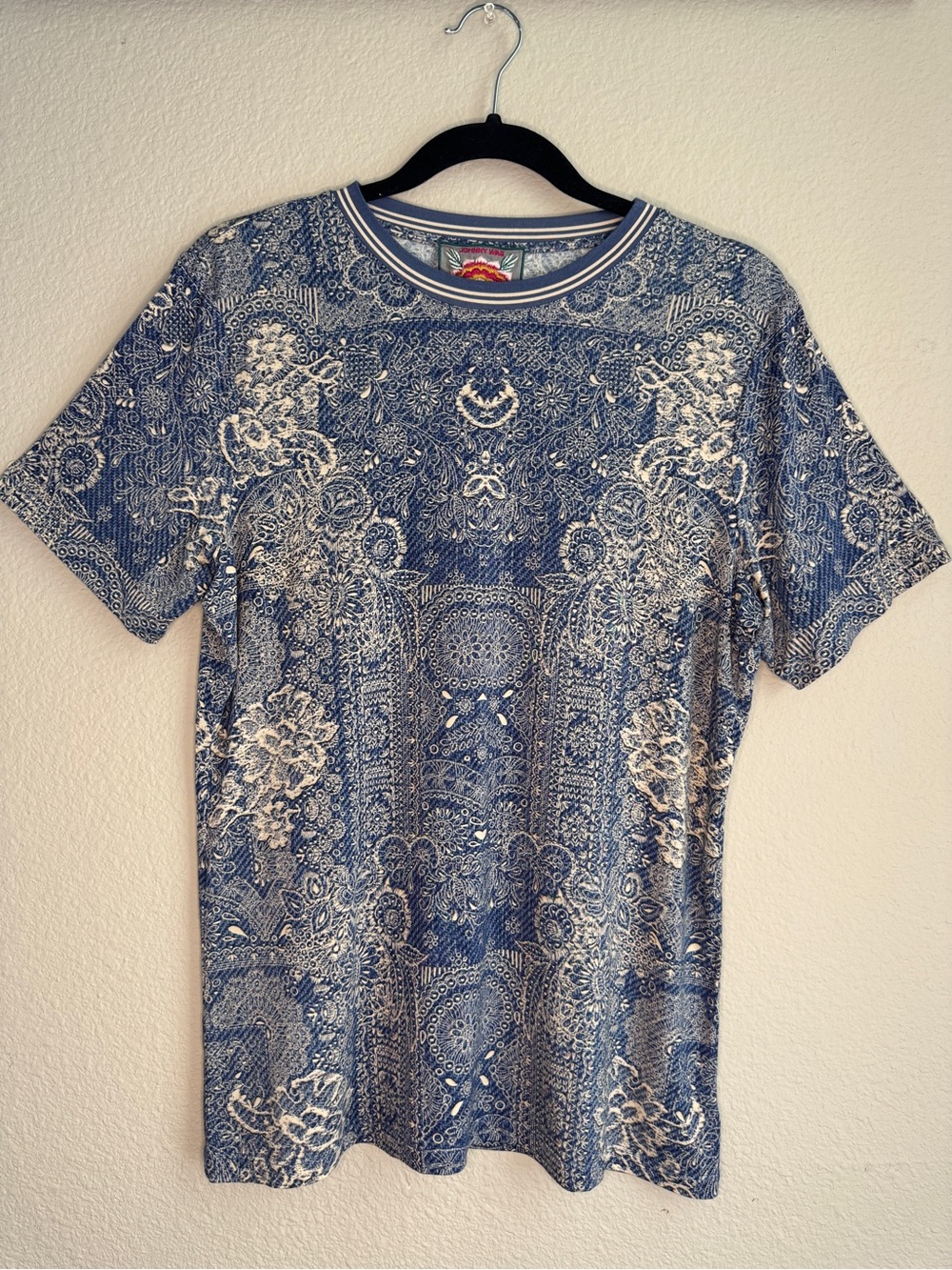Johnny Was Blue & White Paisley Floral Print Boho Crewneck T-Shirt Top L